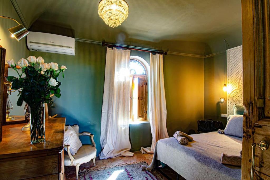 Aux Portes De Marrakech Villa Arts & Deco Avec Piscine 마라케시 외부 사진